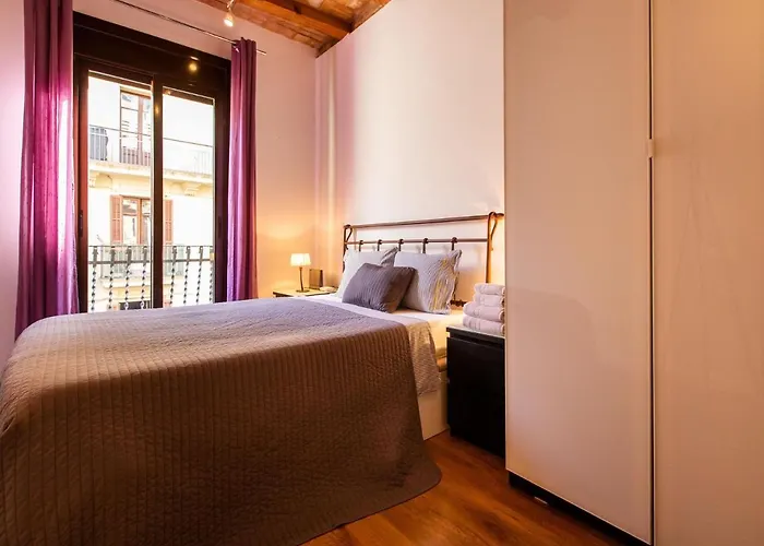 Tapioles - Lovely Apartment In Poble Sec